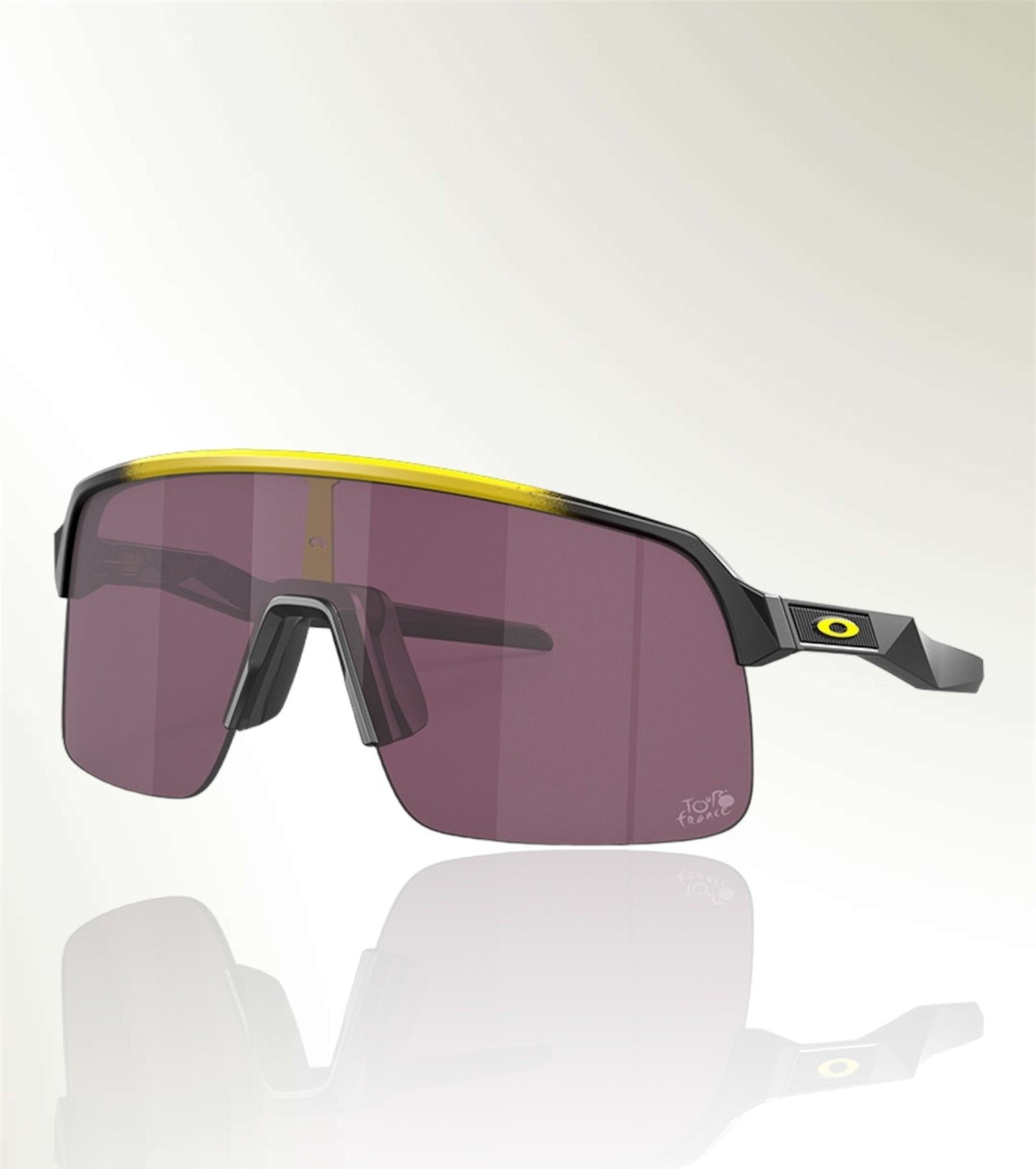 Modelo: Oakley OO9463 2639