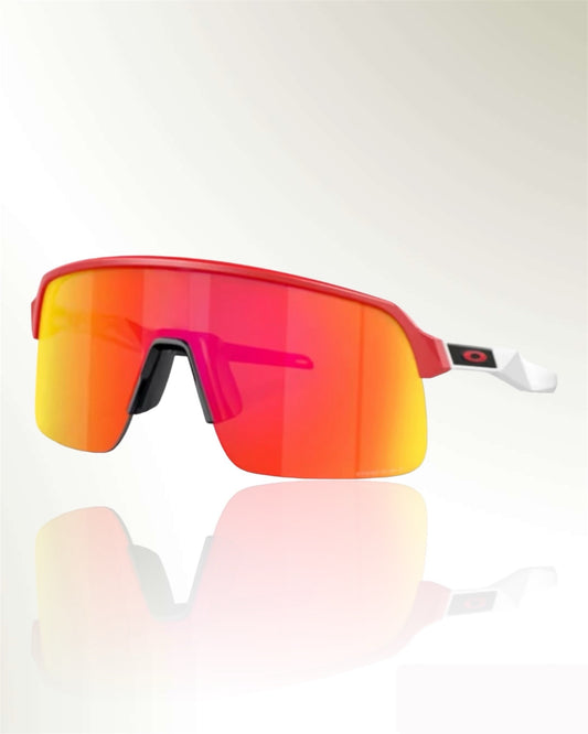 Modelo: Oakley OO9463 6539